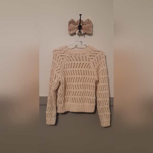 American Eagle Sweater size small - Picture 2 of 2